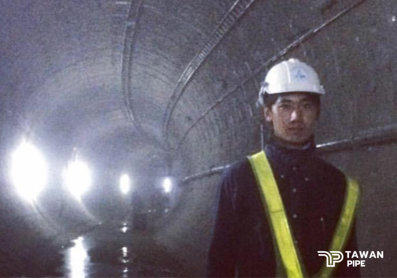 วิศวกรตรวจสอบอุโมงค์ใต้ดิน งานโครงสร้างท่อและระบบระบายน้ำ SRPE